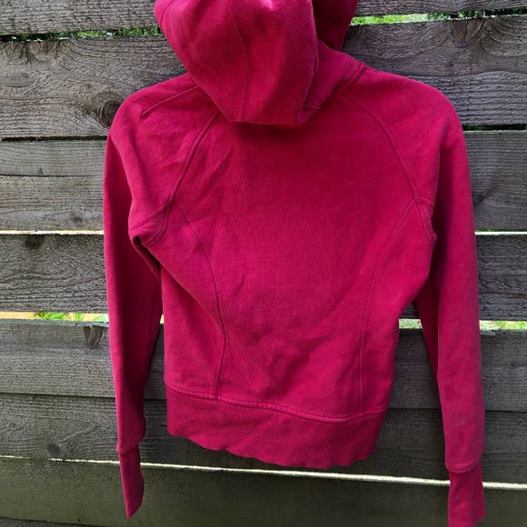 Lululemon Scuba Hoodie - Picture 5 of 5